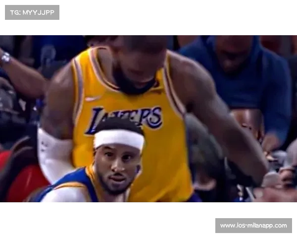 小佩顿脚踝撞伤评估：勇士防守体系中的外线压迫空缺